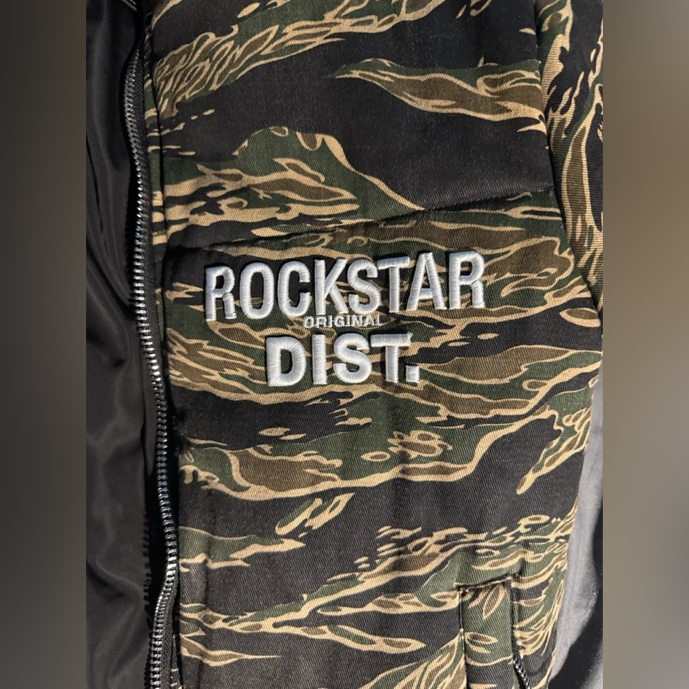 Men's Camouflage Puffer Jacket